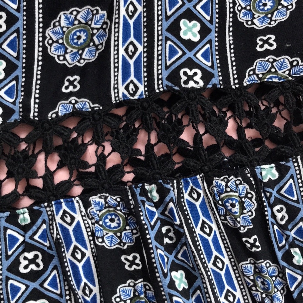 Hollister patterned Romper - Picture 4 of 4